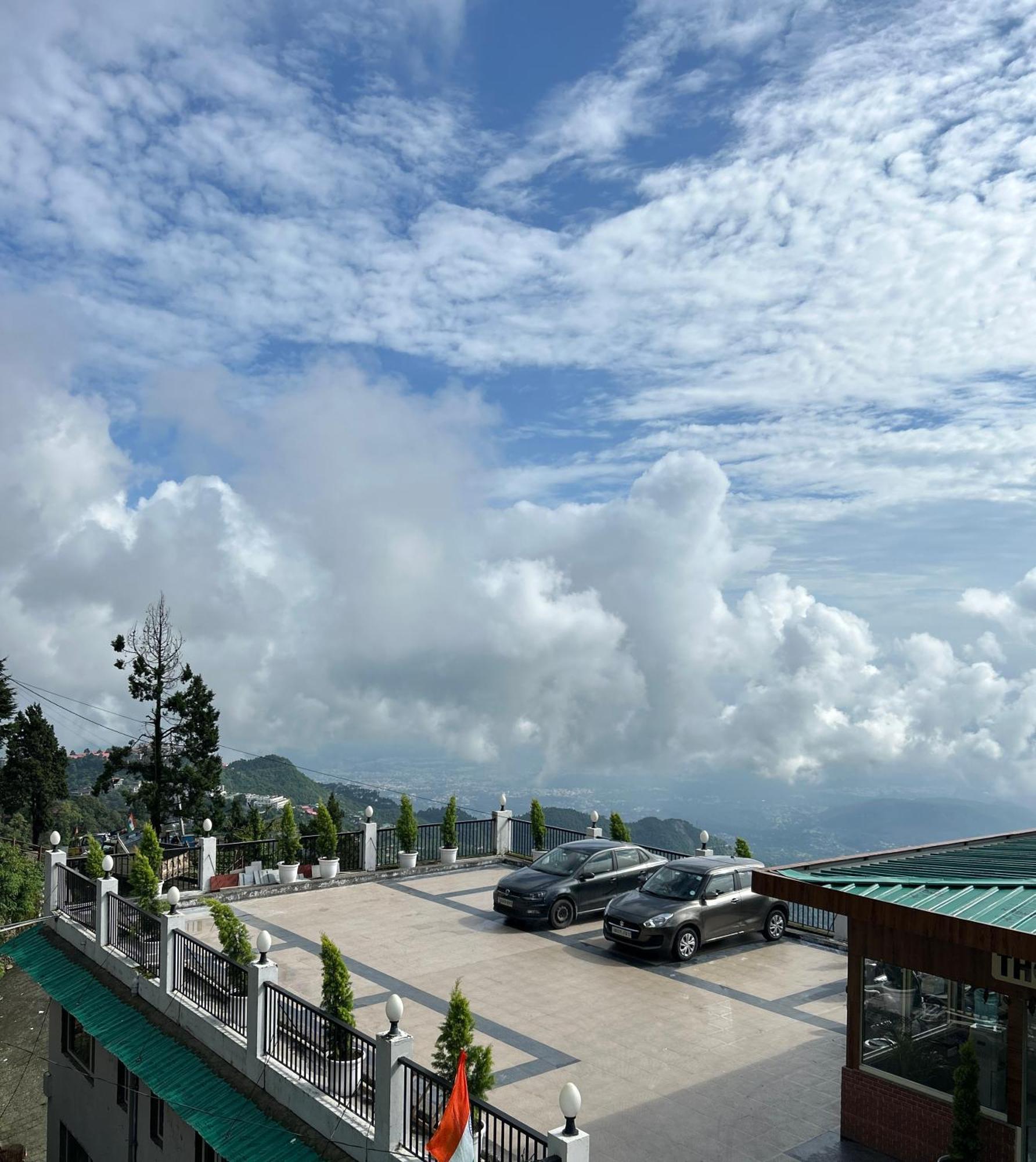 Ab'S Abode-A Boutique Hotel 穆索里 外观 照片