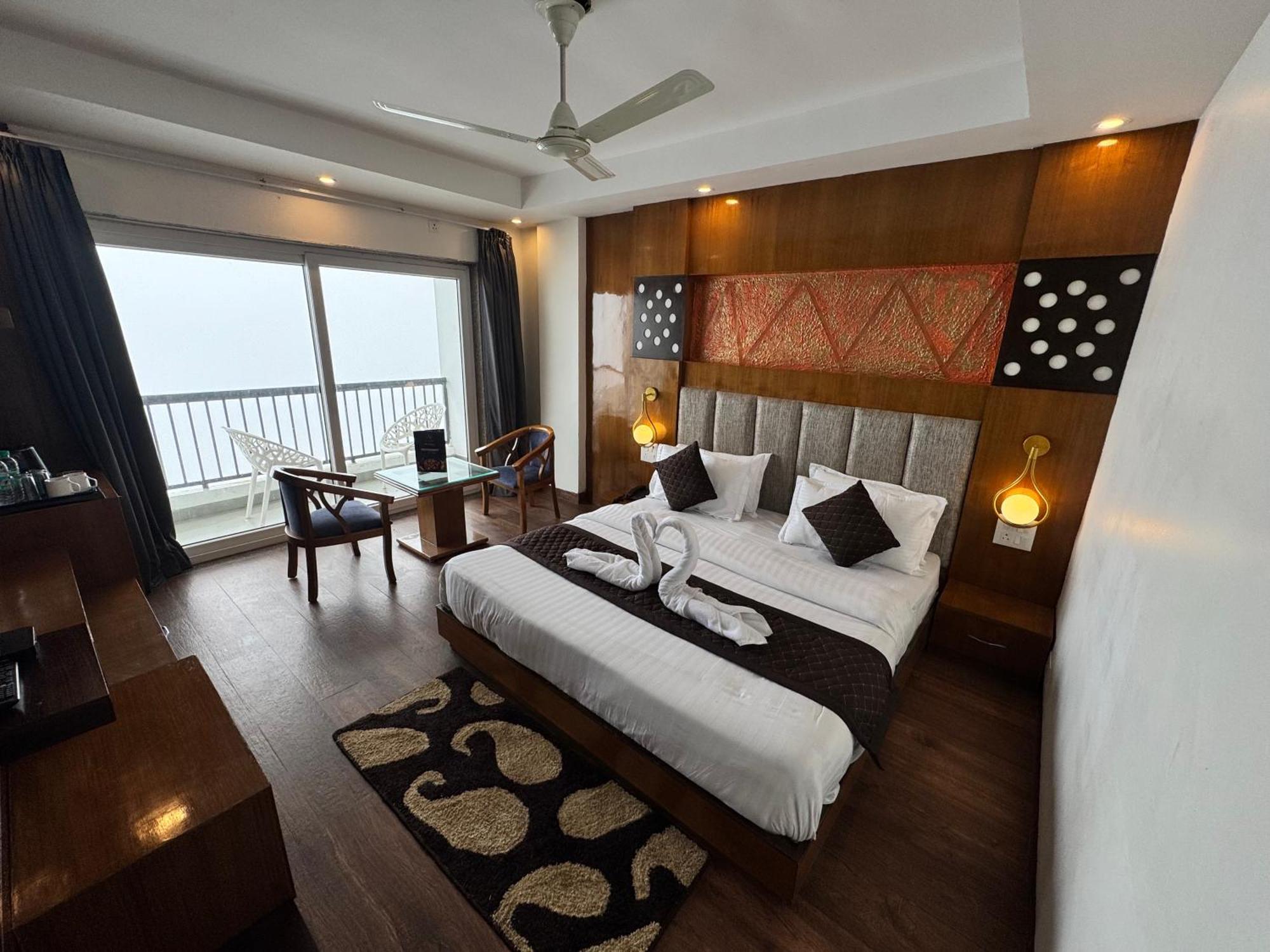 Ab'S Abode-A Boutique Hotel 穆索里 外观 照片